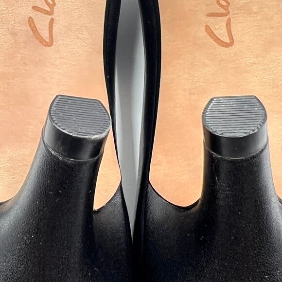 Clarks‎ Size 6 Linvale Jerica Black Leather Point Toe Kitten Heels Pumps Shoes - Picture 13 of 15